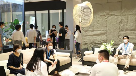 庫(kù)斯家居盛麗綻放上海國(guó)際家具博覽會(huì)！